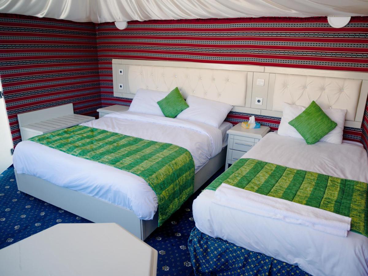 The Rock Camp Petra Hotel Wadi Musa Exterior photo