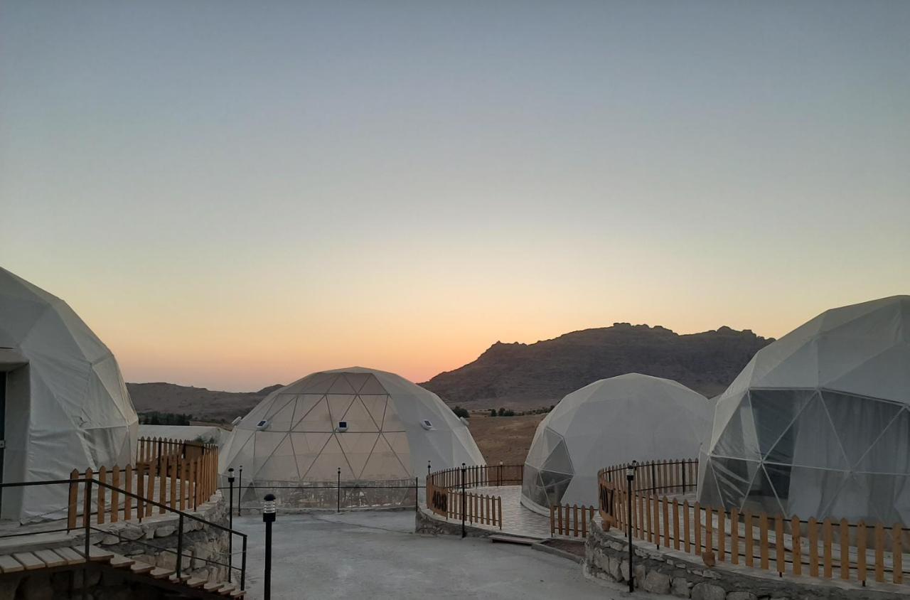 The Rock Camp Petra Hotel Wadi Musa Exterior photo