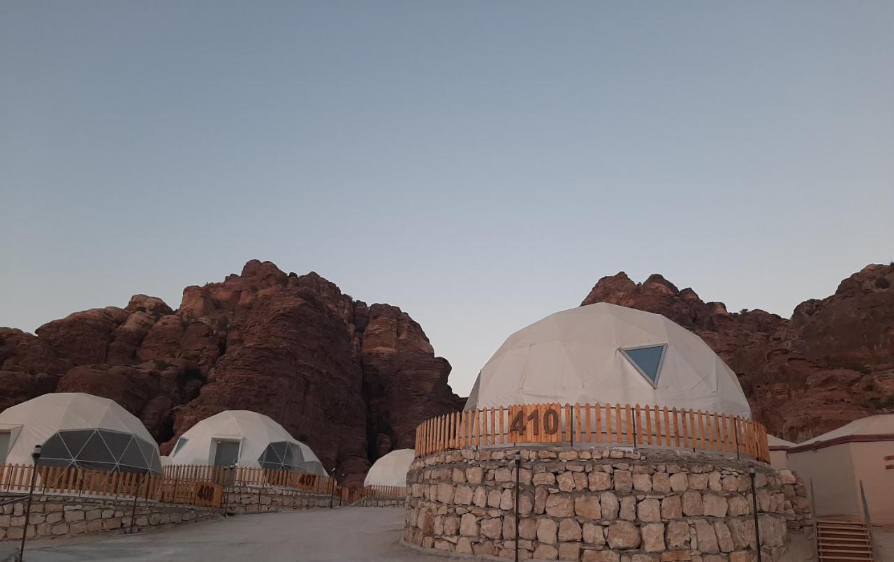 The Rock Camp Petra Hotel Wadi Musa Exterior photo