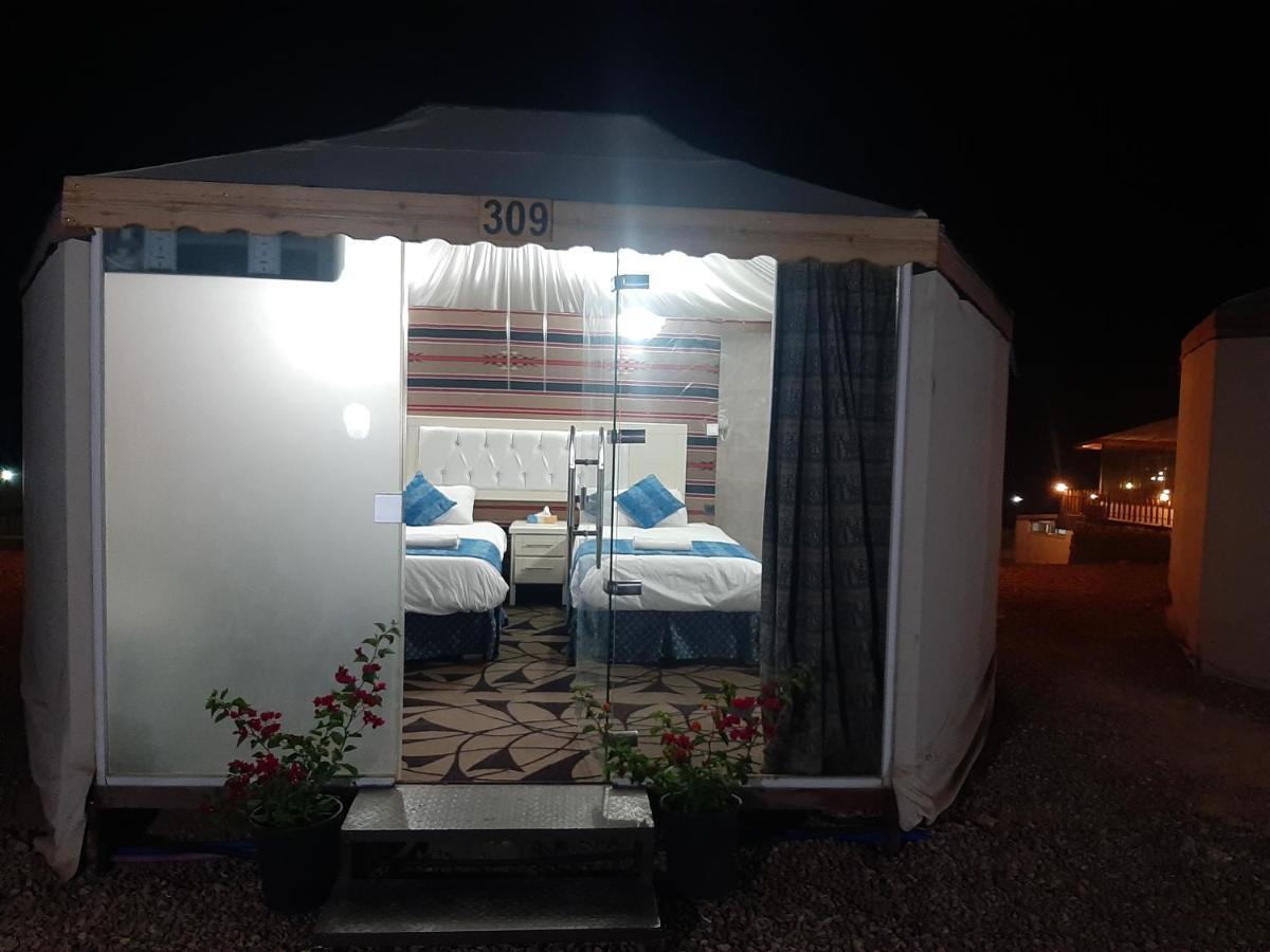 The Rock Camp Petra Hotel Wadi Musa Exterior photo