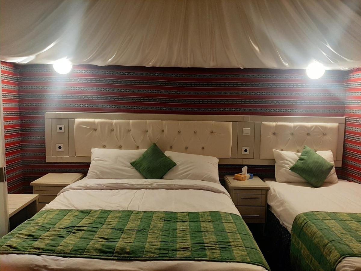 The Rock Camp Petra Hotel Wadi Musa Exterior photo